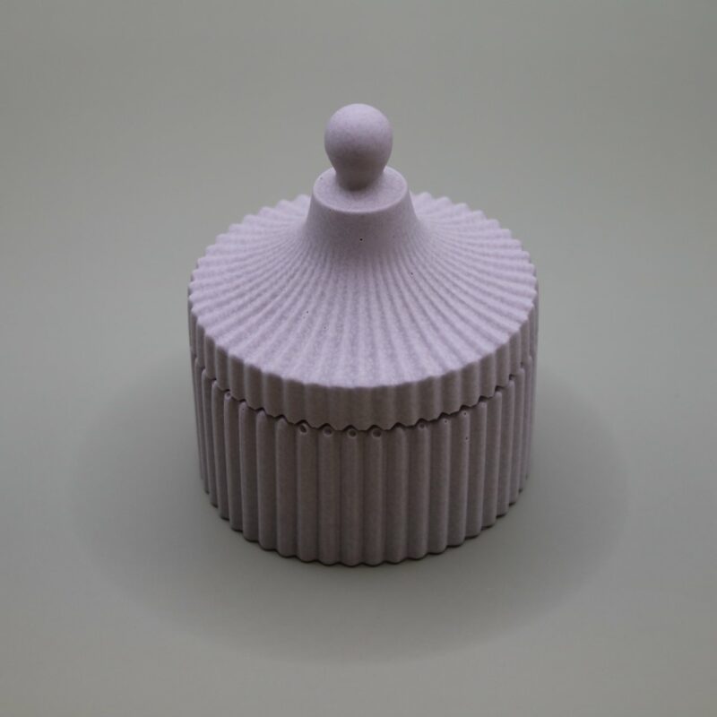 נר דגם קרקס שהופך לאחסון תכשיטים